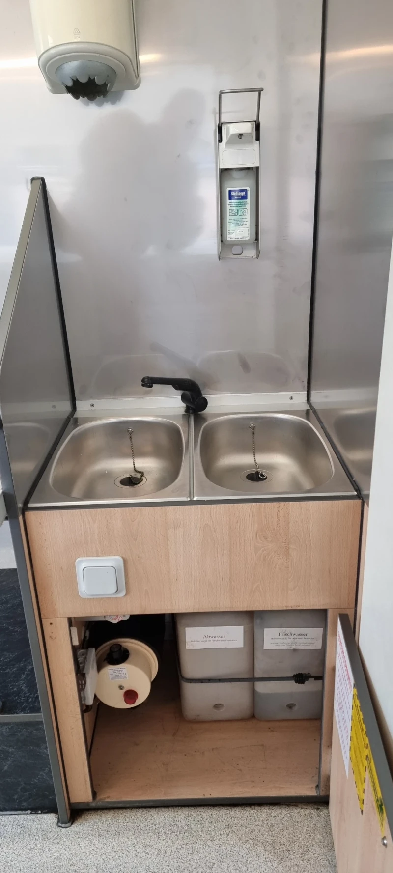 Кемпер Fiat СКАРА-БИРА , снимка 10 - Каравани и кемпери - 52659186