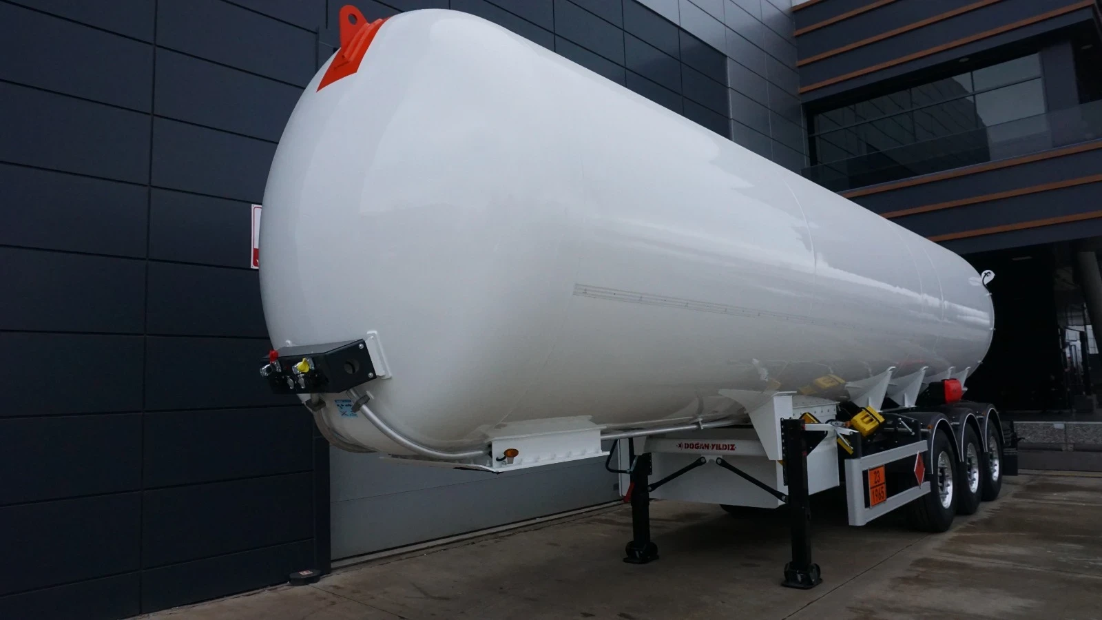 ����������� Winton LPG, Rail, Ammonium, L4BH, Diesel, Bitum  | Mobile.bg � ����������� 5