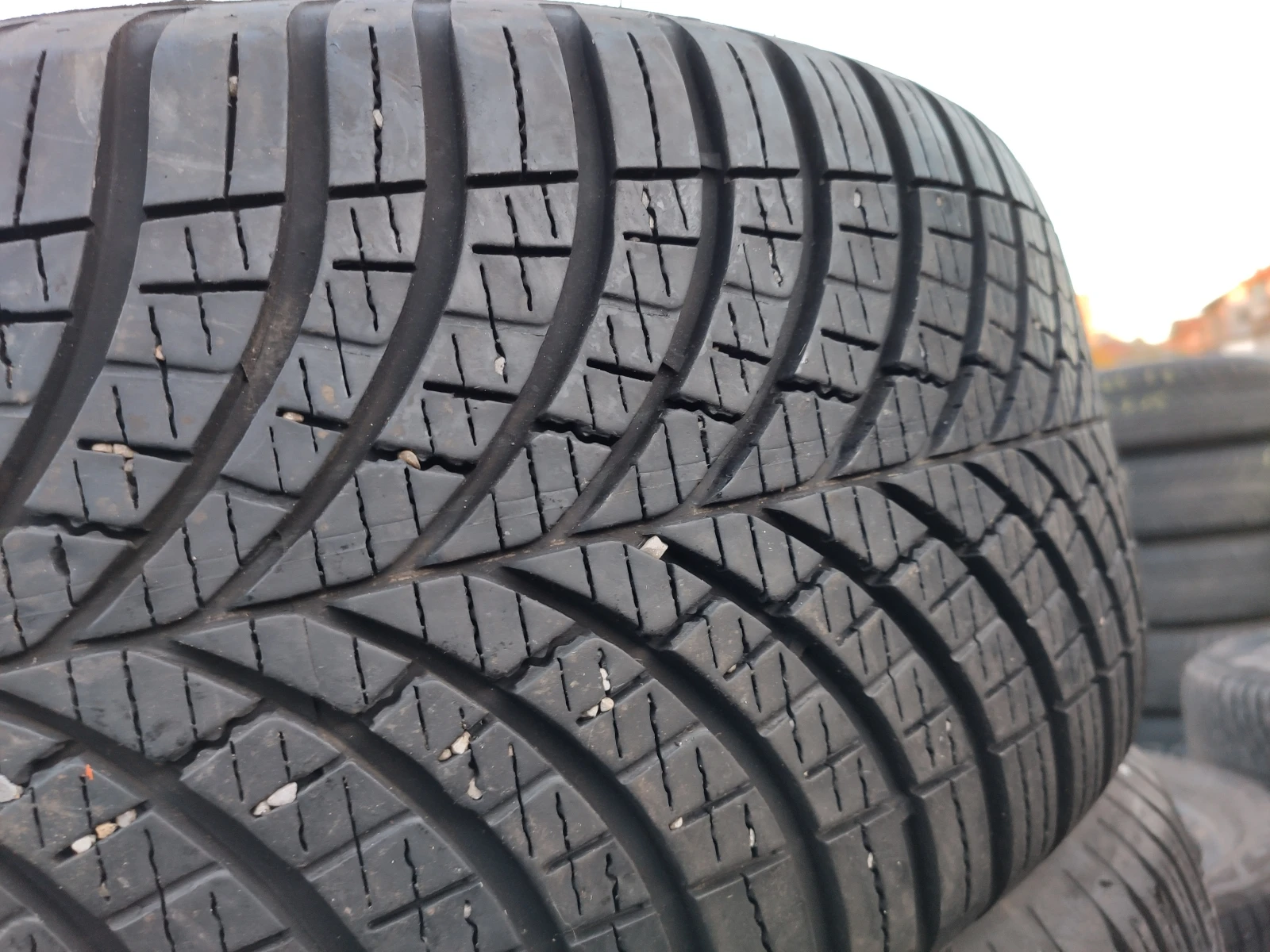  235/55R17 | Mobile.bg   4