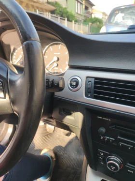 BMW 320, снимка 4
