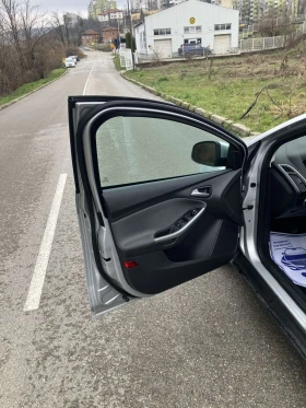 Ford Focus 1.6, снимка 8