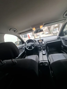 Mercedes-Benz C 200, снимка 4