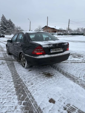 Mercedes-Benz C 220, снимка 11