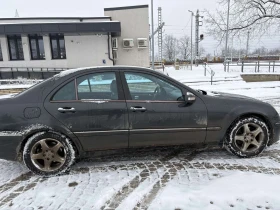 Mercedes-Benz C 220, снимка 9