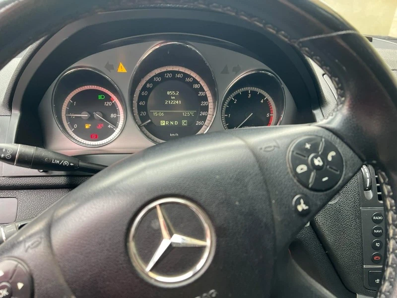 Mercedes-Benz C 200  2010г. 2.0 дизел 136 к.с., снимка 7 - Автомобили и джипове - 46556364