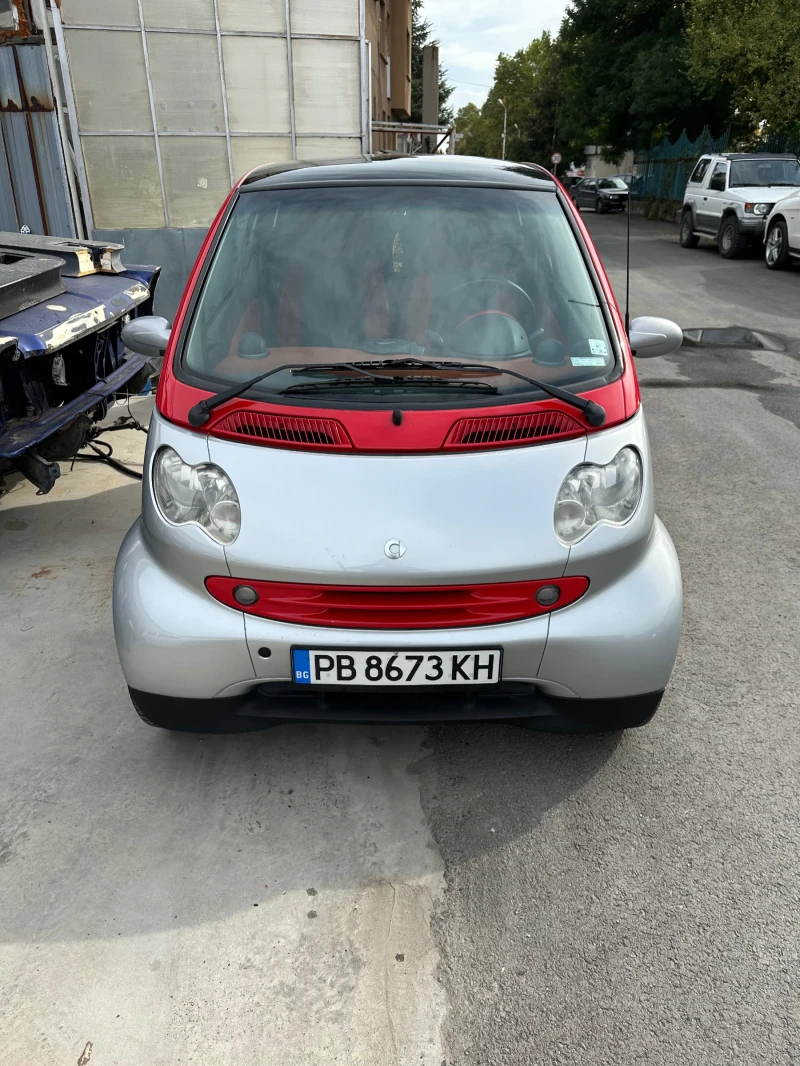 Smart Fortwo, снимка 1 - Автомобили и джипове - 47544271