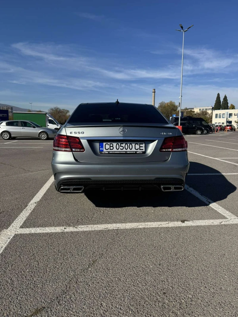 Mercedes-Benz E 500 550 4MATIC, снимка 6 - Автомобили и джипове - 47793842