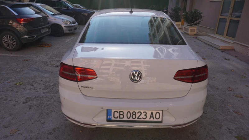 VW Passat 2.0TDI/BMT/Highline, снимка 6 - Автомобили и джипове - 47931673