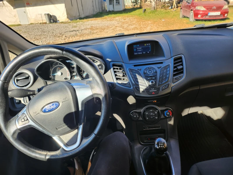 Ford Fiesta 1.0i ecoboost , снимка 10 - Автомобили и джипове - 49123884