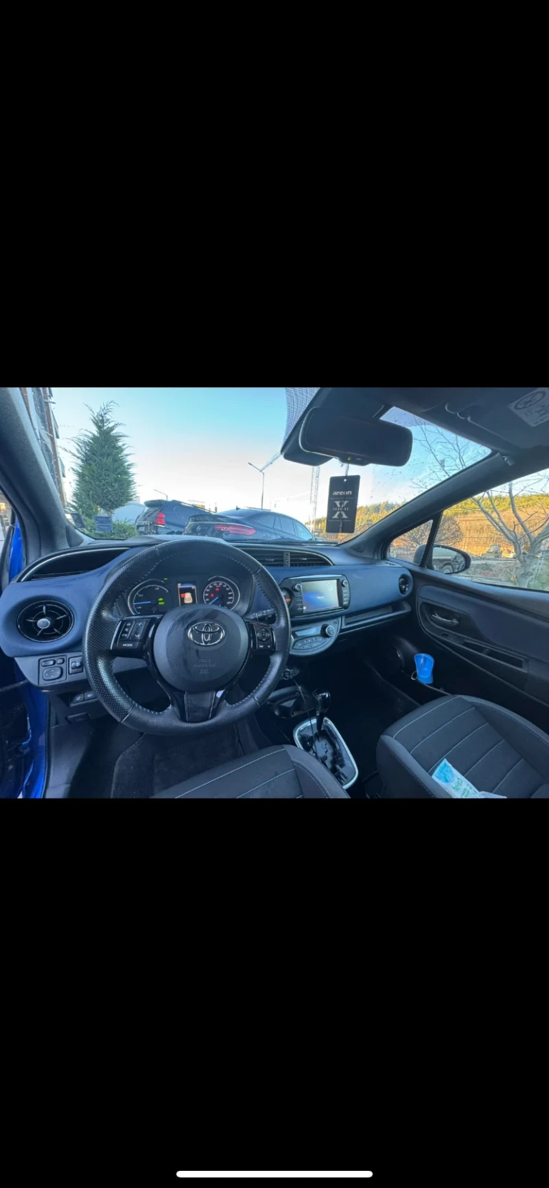 Toyota Yaris  Hybrid ГАРАНЦИОНЕН, снимка 7 - Автомобили и джипове - 48544827