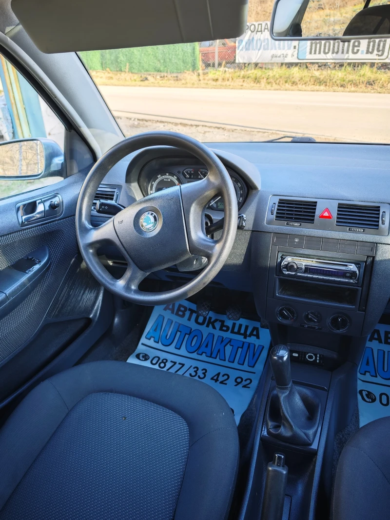 Skoda Fabia 1.2I НОВ ВНОС, снимка 10 - Автомобили и джипове - 48691418