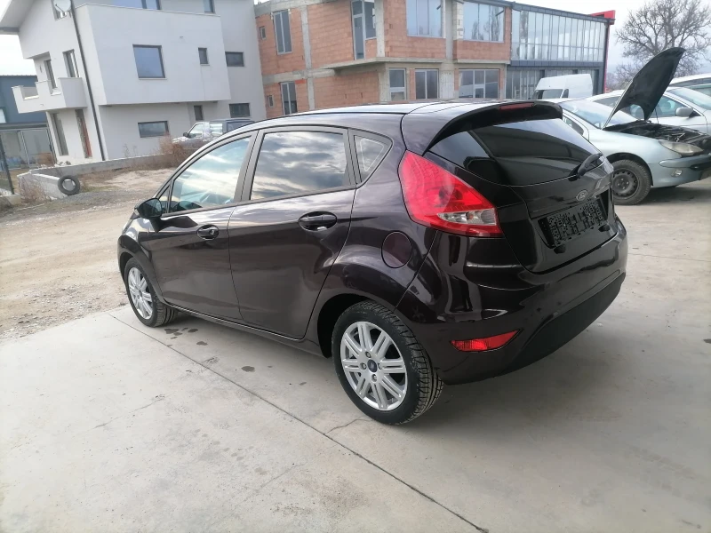 Ford Fiesta 1.4 LPG, снимка 3 - Автомобили и джипове - 48953922