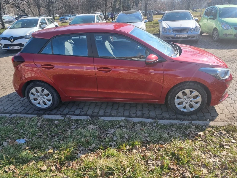 Hyundai I20, снимка 6 - Автомобили и джипове - 48965440