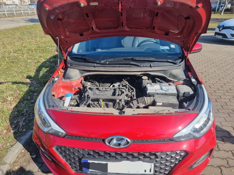 Hyundai I20, снимка 10 - Автомобили и джипове - 48965440