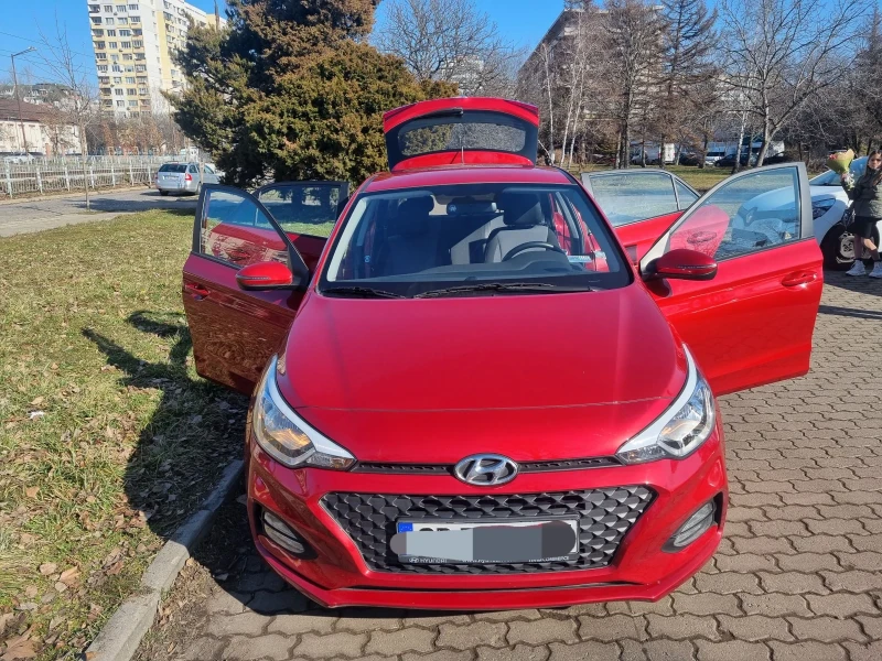 Hyundai I20, снимка 9 - Автомобили и джипове - 48965440