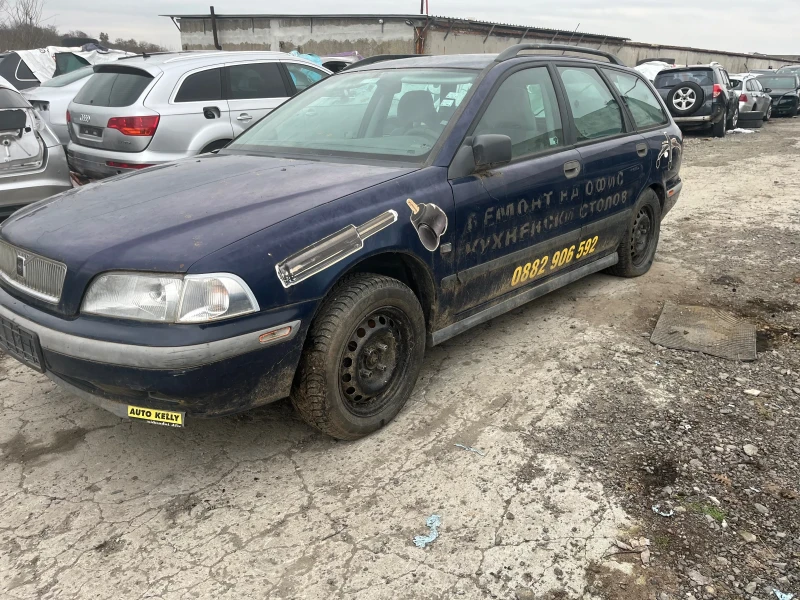 Volvo V40 1800, снимка 3 - Автомобили и джипове - 48969868