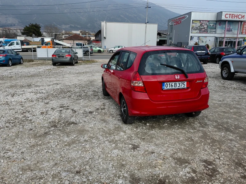 Honda Jazz 1.4/Facelift/Nalichni 10br, снимка 6 - Автомобили и джипове - 49455544