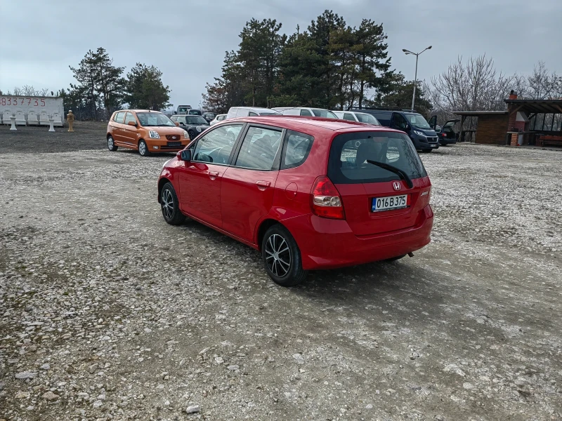 Honda Jazz 1.4/Facelift/Nalichni 10br, снимка 5 - Автомобили и джипове - 49455544