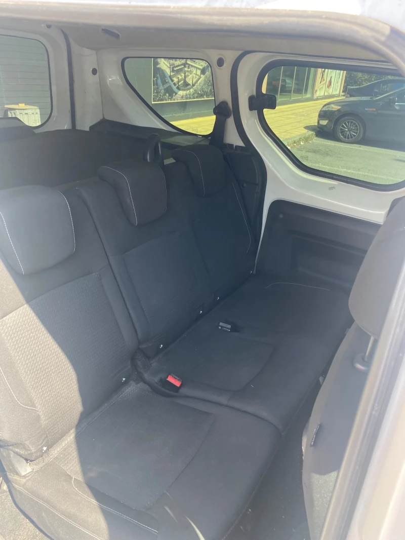 Dacia Dokker 1.6 Benzin, снимка 5 - Автомобили и джипове - 52677569