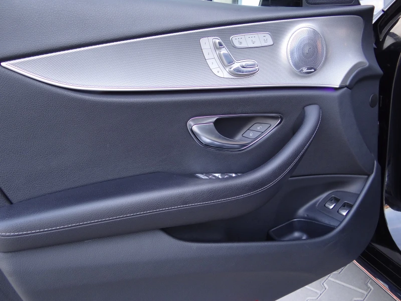 Mercedes-Benz E 400 3.5i-Bi Turbo /4-matic/Distronic/Head-up/Koja/Led/, снимка 13 - Автомобили и джипове - 51831552