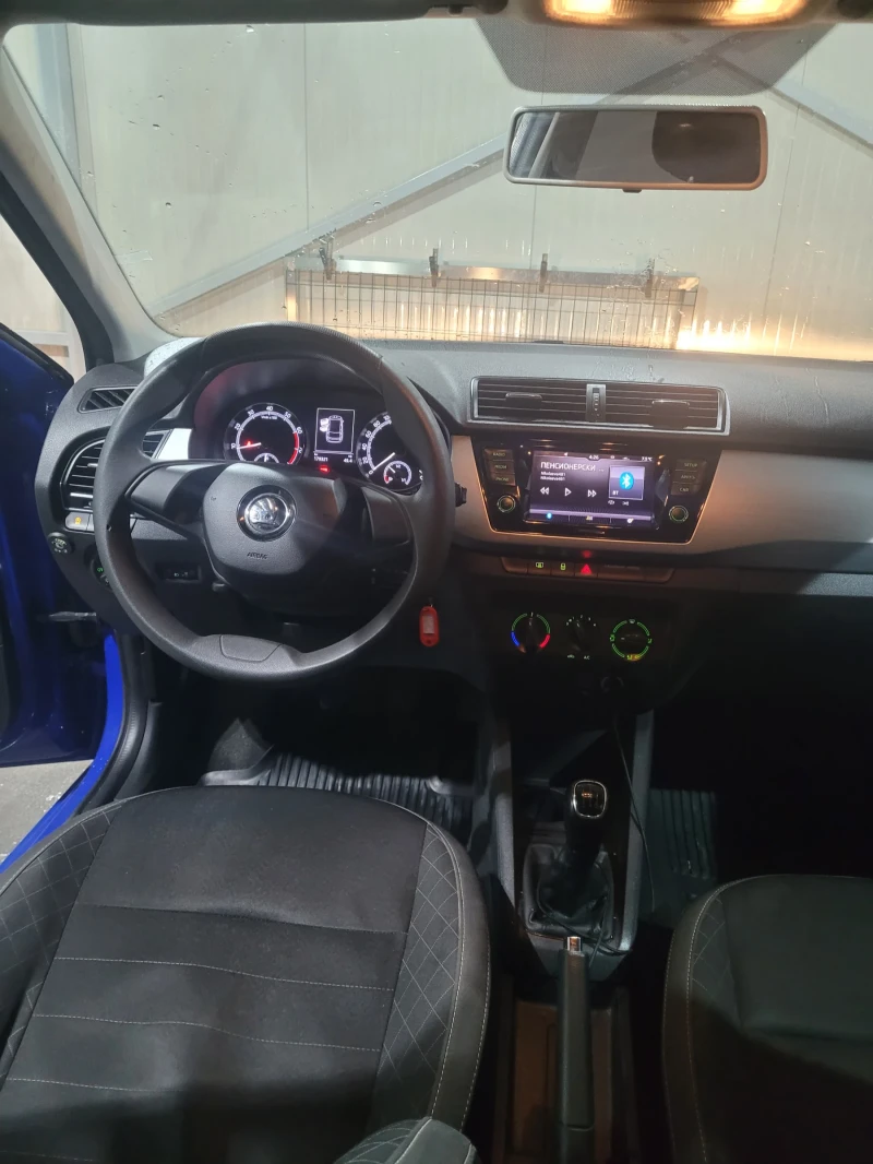 Skoda Fabia Комби , снимка 15 - Автомобили и джипове - 53435958