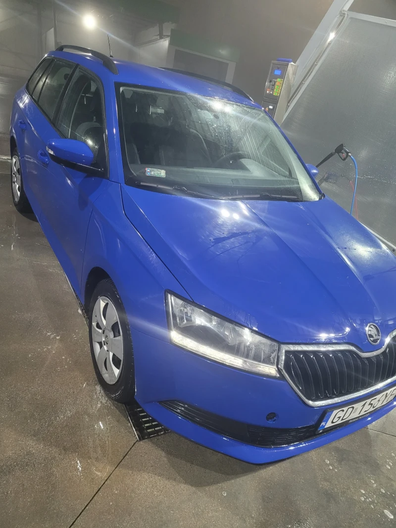 Skoda Fabia Комби , снимка 2 - Автомобили и джипове - 53435958