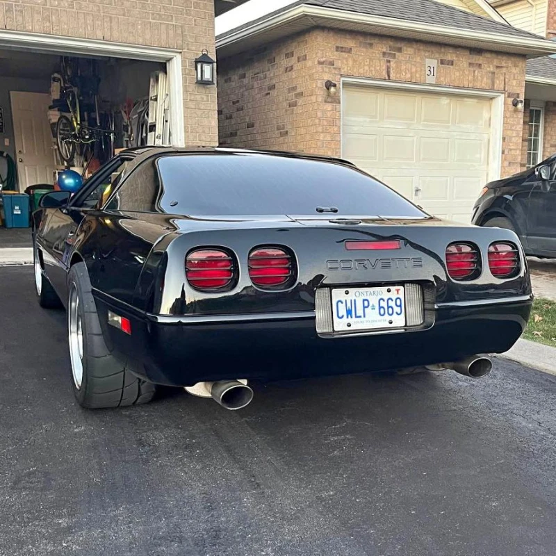 Chevrolet Corvette CARFAX* АВТОФИНАНСИРАНЕ БЕЗ ПЪРВОНАЧАЛНА ВНОСКА, снимка 2 - Автомобили и джипове - 52724931