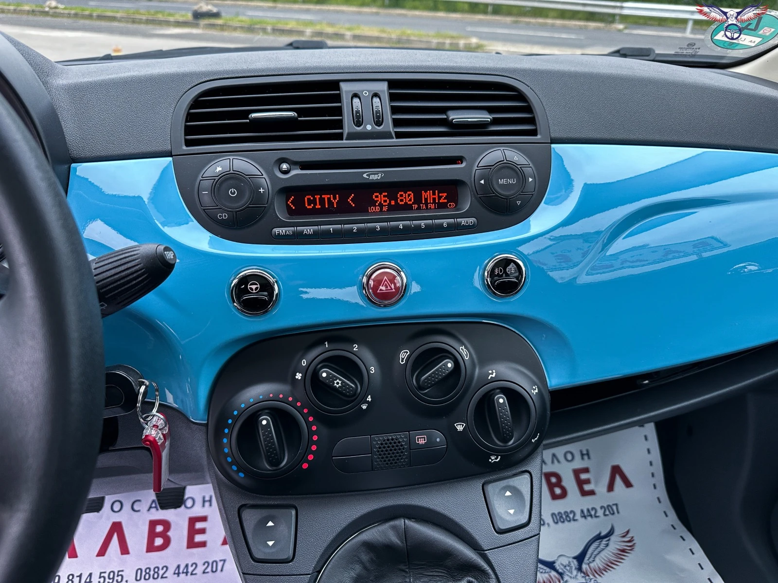 Fiat 500 * 1.25i* 69HP* PANO* EURO6*  | Mobile.bg   12