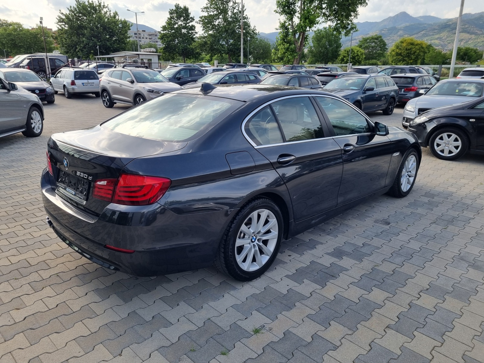 BMW 530 = 167.000км= СЕДАН 3.0D-245hp СЕРВИЗНА ИСТОРИЯ BMW - изображение 6