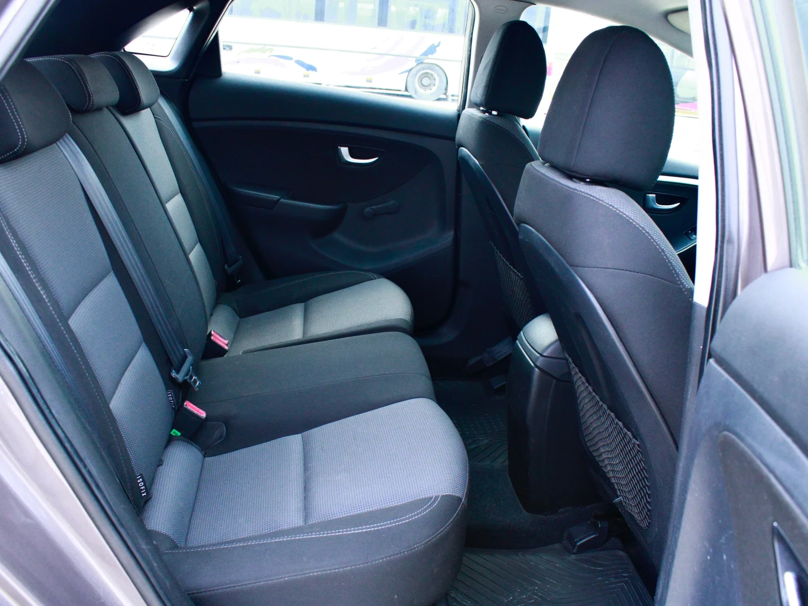 Hyundai I30 100к.с. 6 скорости - изображение 10