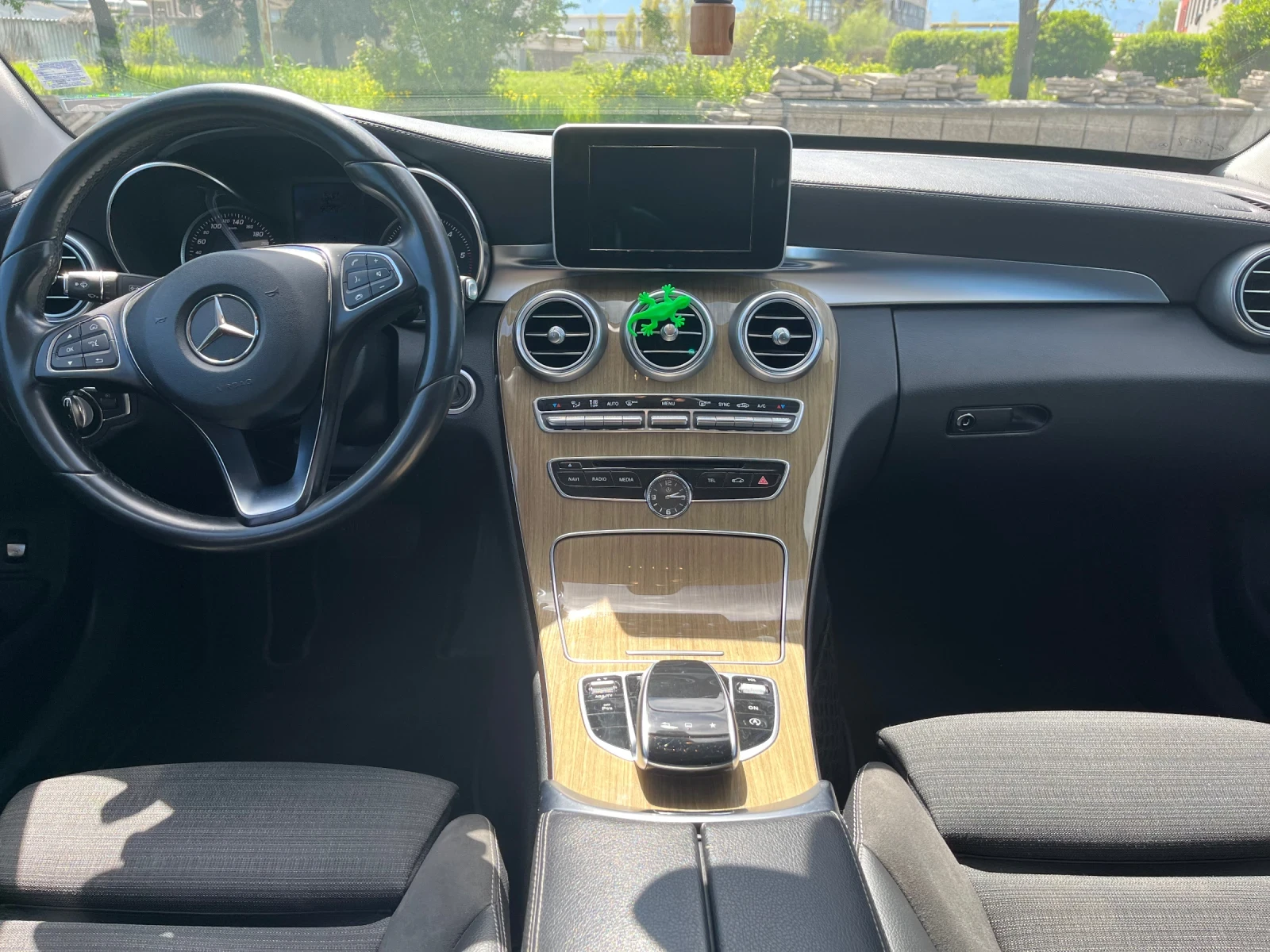 Mercedes-Benz C 220  - изображение 8