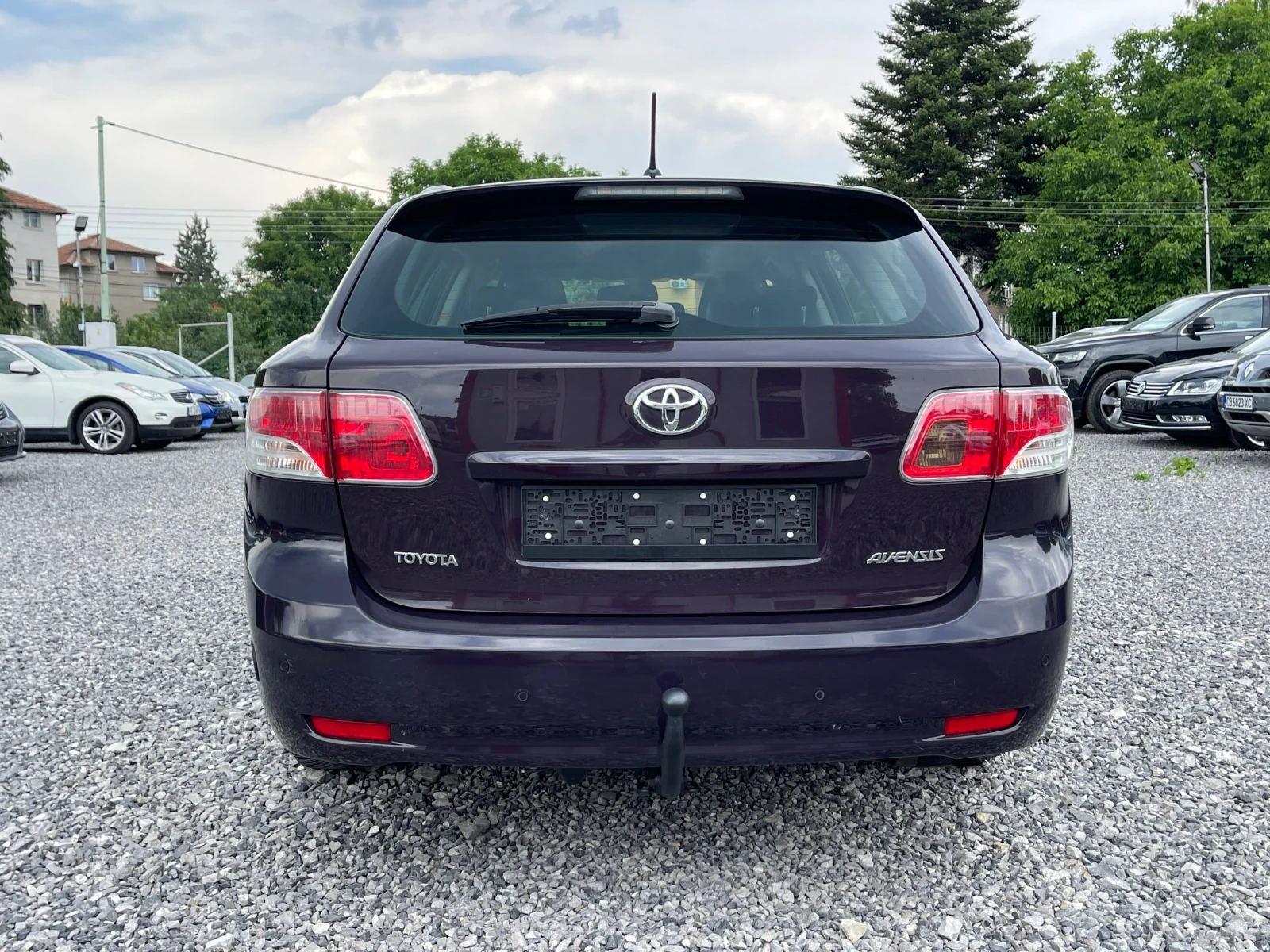 Toyota Avensis 2.0i Бензин/Газ, Автоматик, Навигация - изображение 8