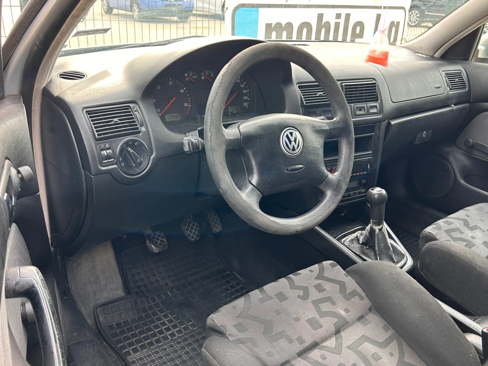 VW Golf  - изображение 8