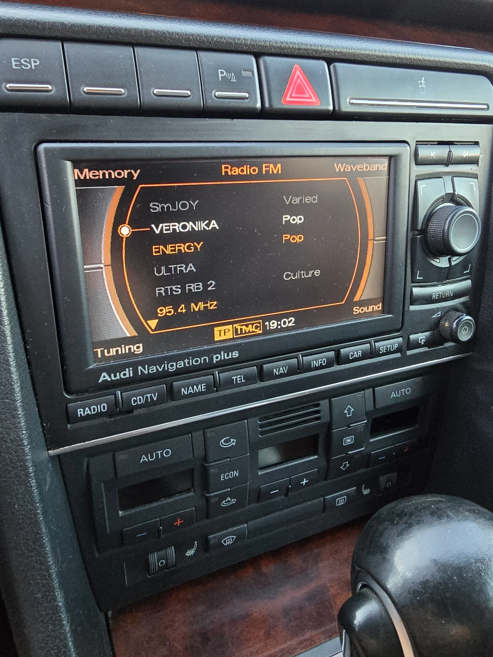 Audi A4 | Mobile.bg — изображение 12