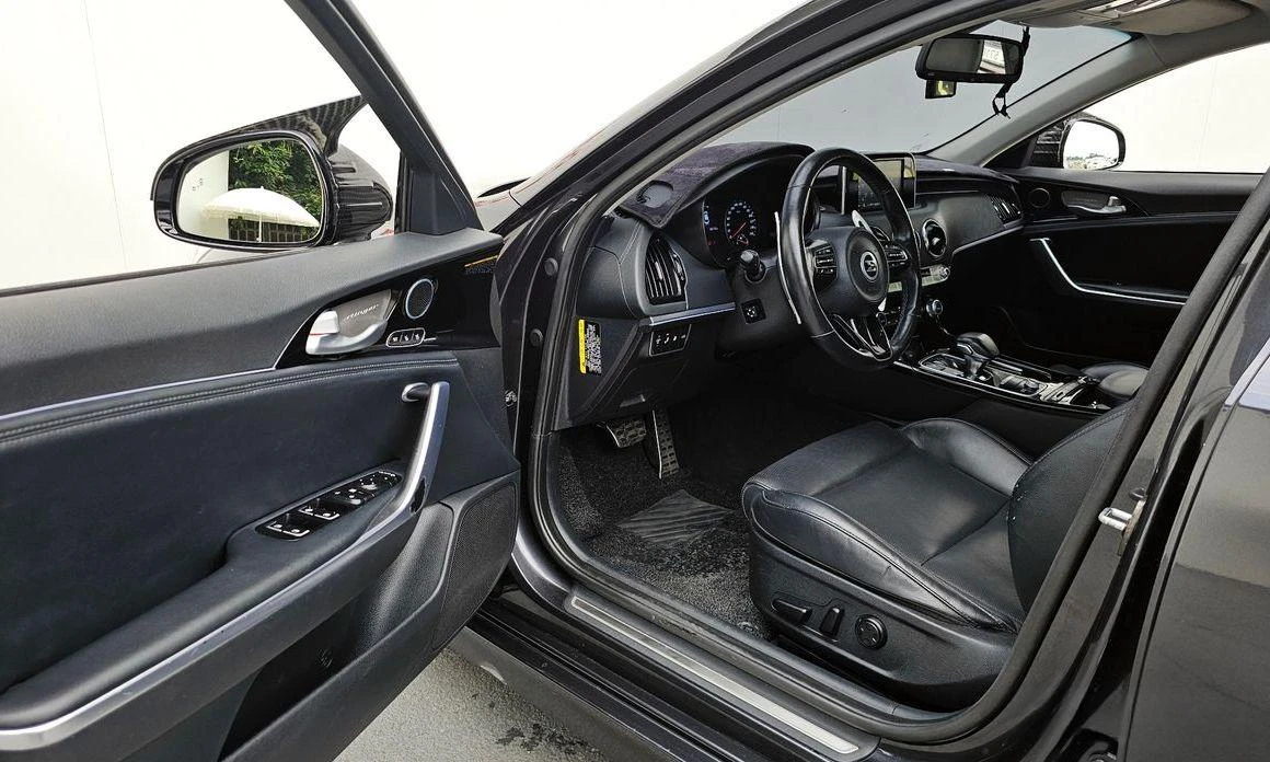Kia Stinger 2.0 Turbo 2WD * -   *  | Mobile.bg   11