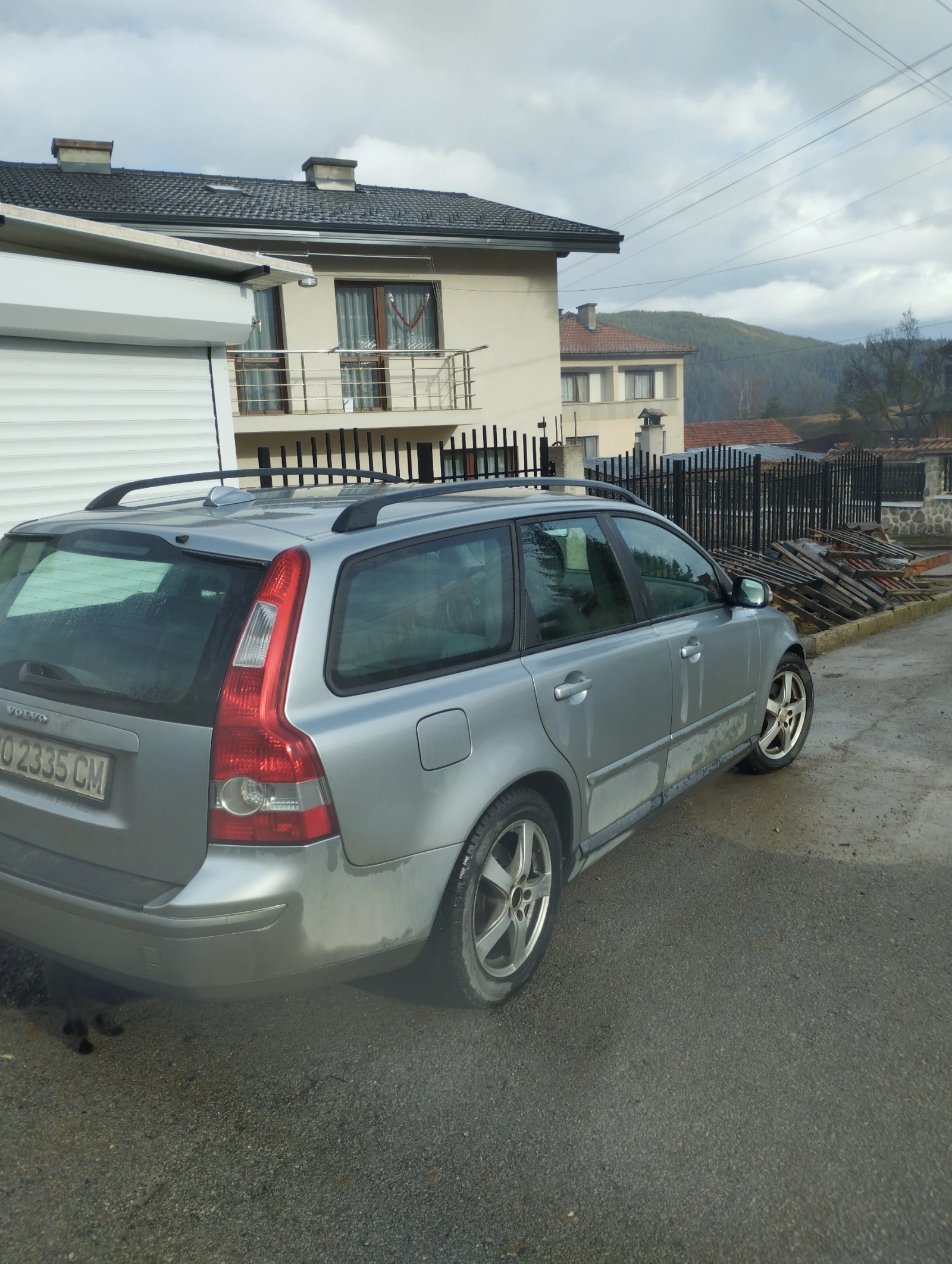 Volvo V50  - изображение 2