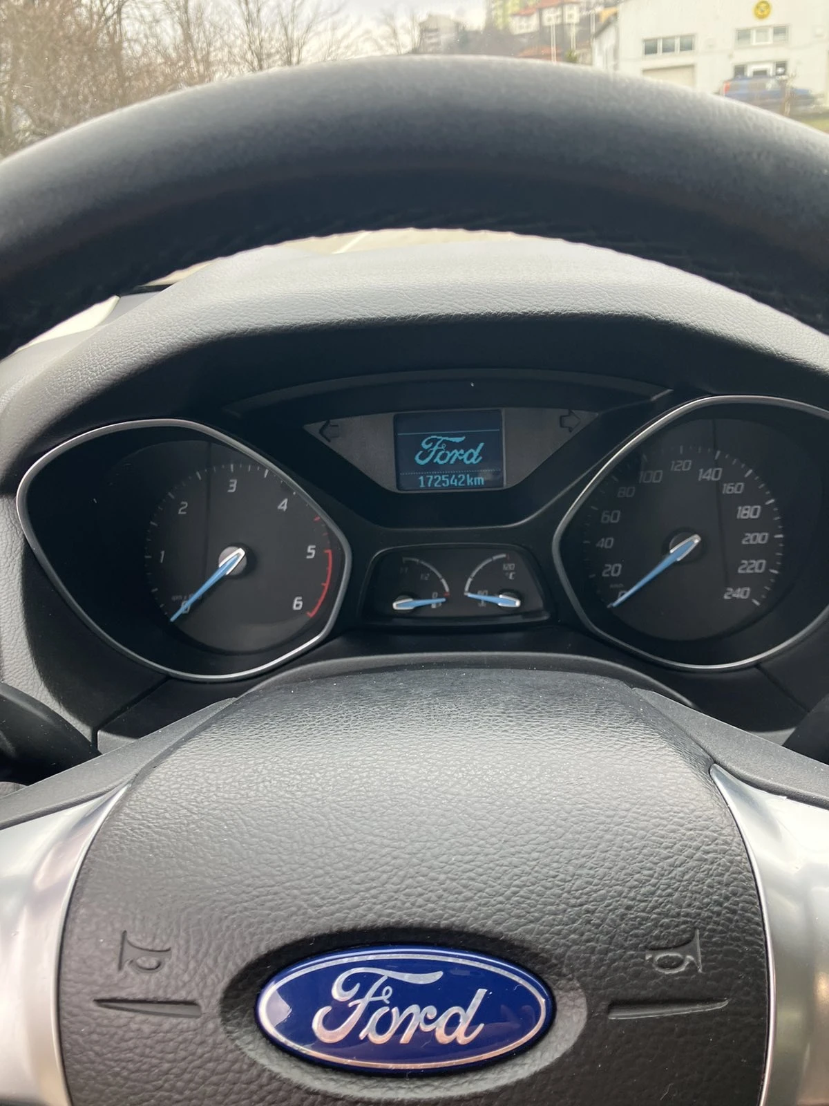 Ford Focus 1.6, снимка 10 - Автомобили и джипове - 53988456