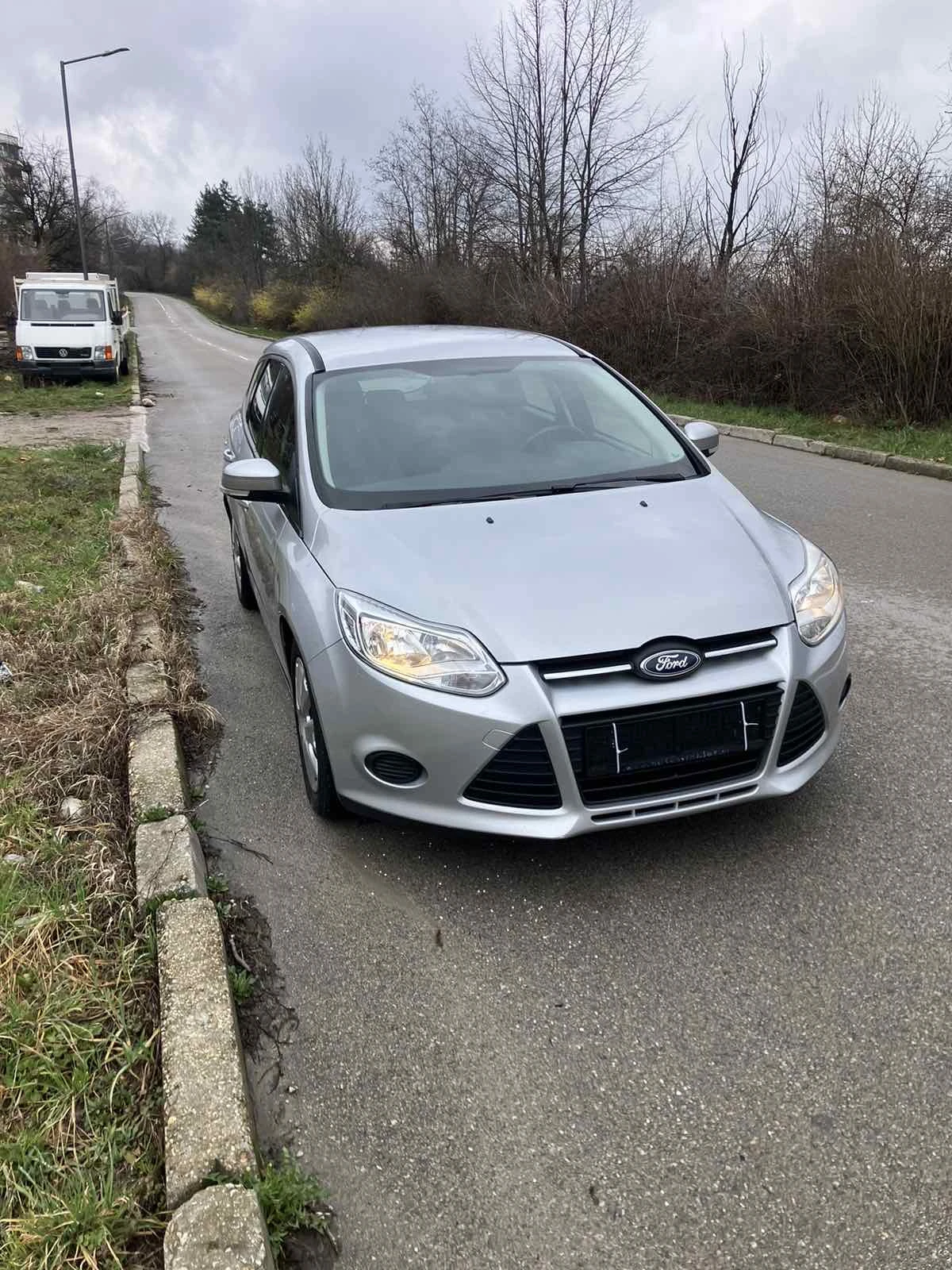 Ford Focus 1.6, снимка 12 - Автомобили и джипове - 53988456