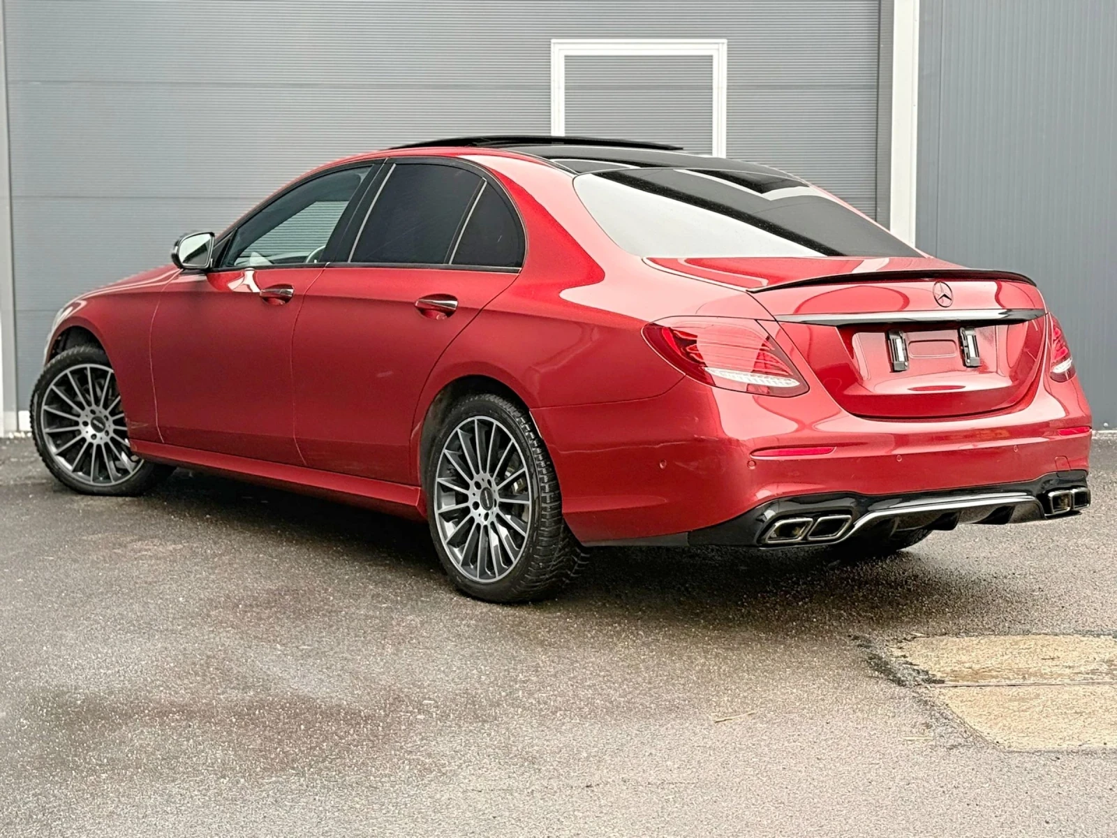 Mercedes-Benz E 350 Mercedes E350d * AMG OPTIC* 360* MULTIBEAM* Digita, снимка 7 - Автомобили и джипове - 54074368