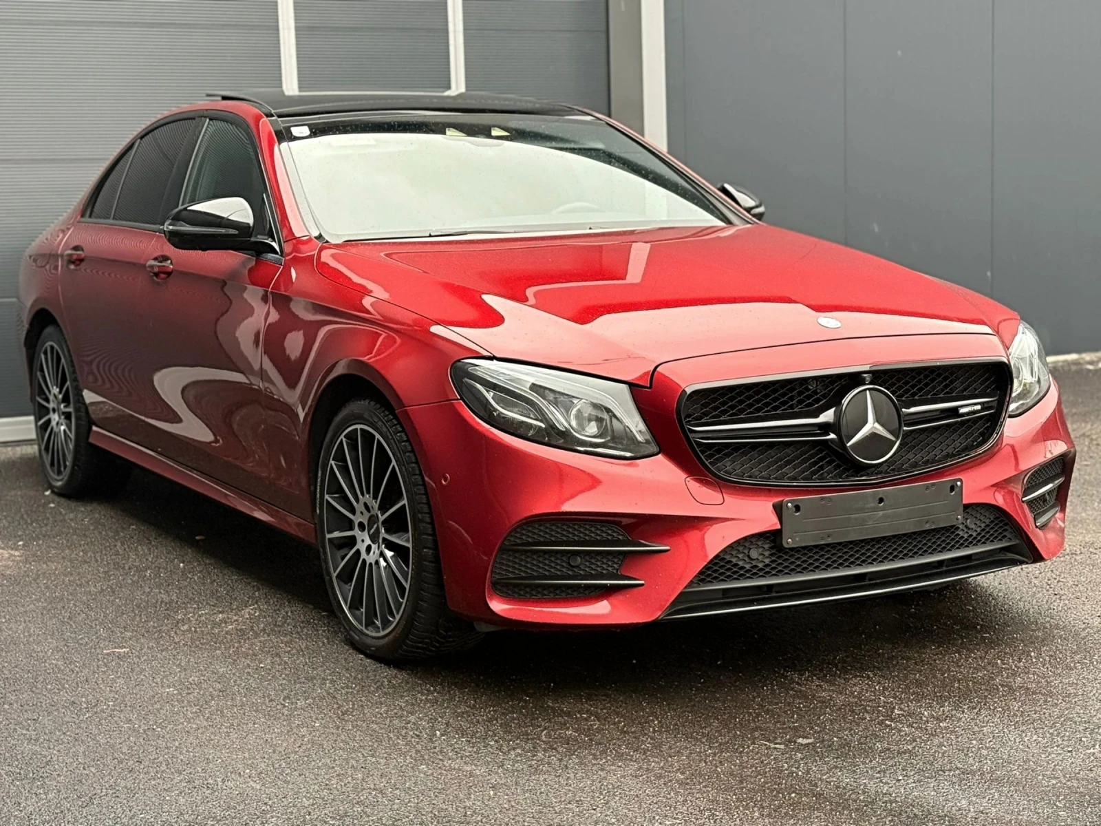 Mercedes-Benz E 350 Mercedes E350d * AMG OPTIC* 360* MULTIBEAM* Digita, снимка 5 - Автомобили и джипове - 54074368