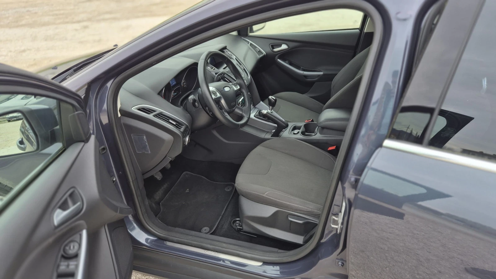 Ford Focus 1.6 TDCi ECOnetic Titanium , снимка 11 - Автомобили и джипове - 54367615
