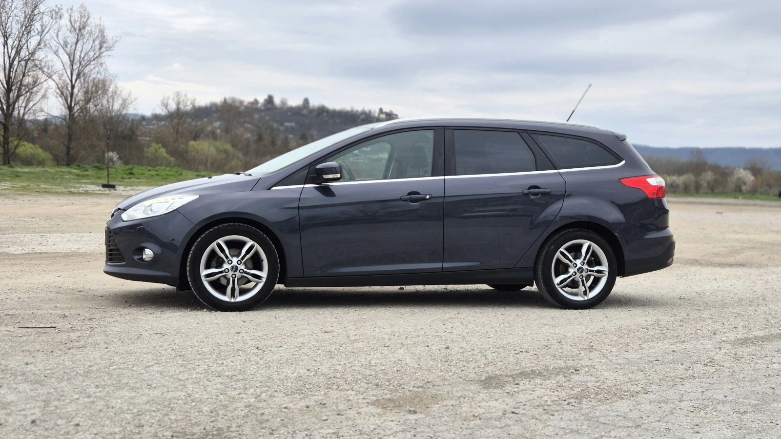 Ford Focus 1.6 TDCi ECOnetic Titanium , снимка 2 - Автомобили и джипове - 54367615