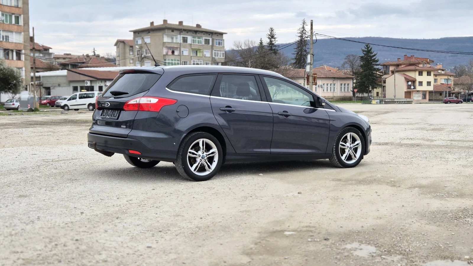 Ford Focus 1.6 TDCi ECOnetic Titanium , снимка 7 - Автомобили и джипове - 54367615