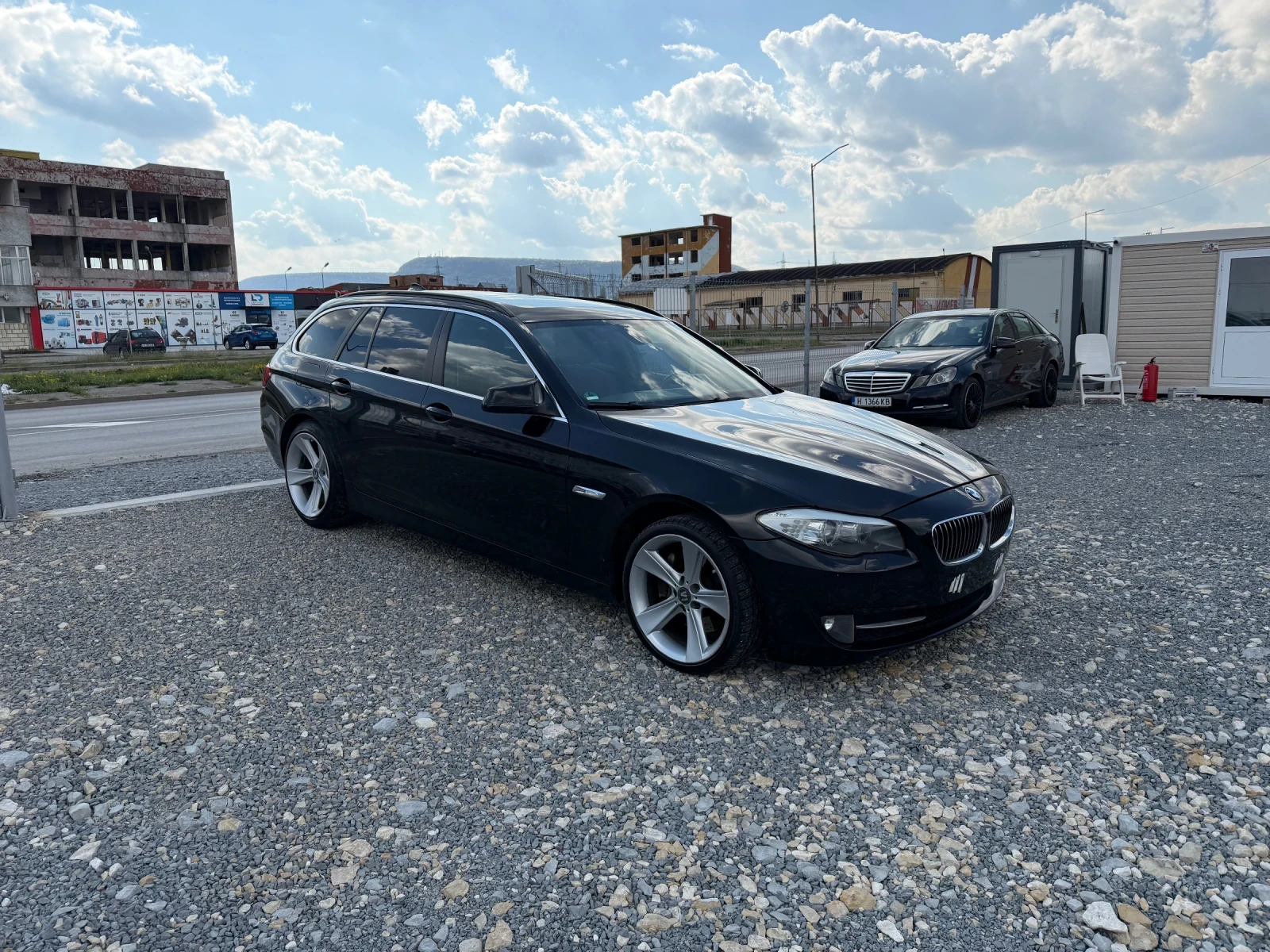 BMW 530, снимка 3 - Автомобили и джипове - 54411880