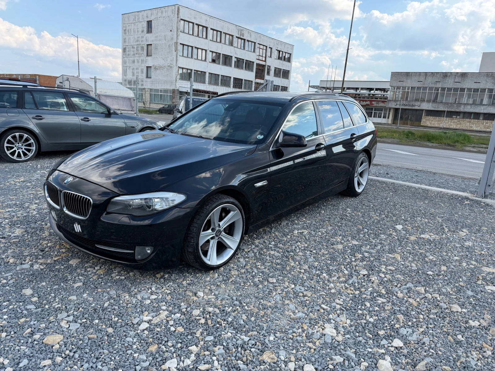 BMW 530