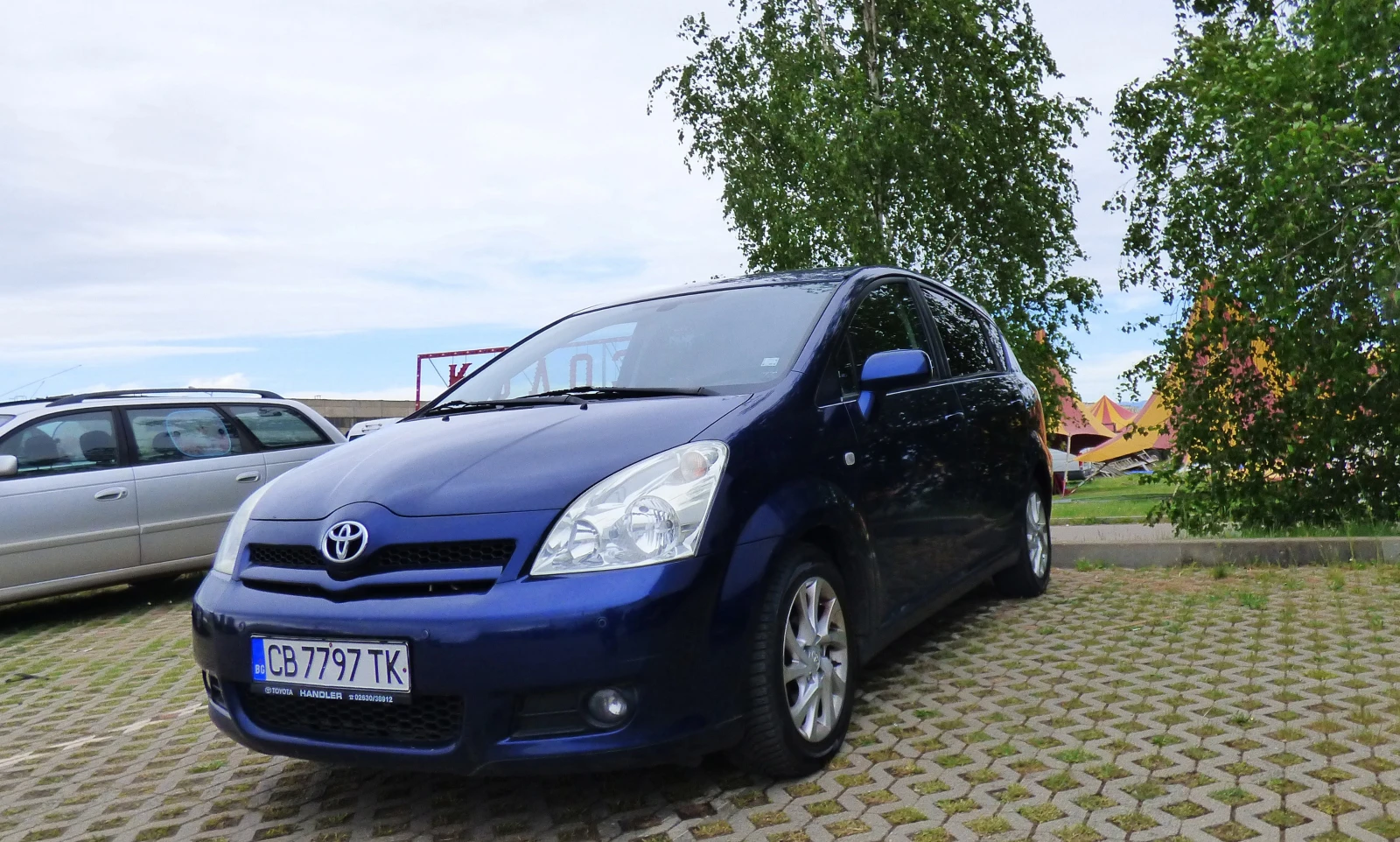 Toyota Corolla verso 2.2D-4D Facelift