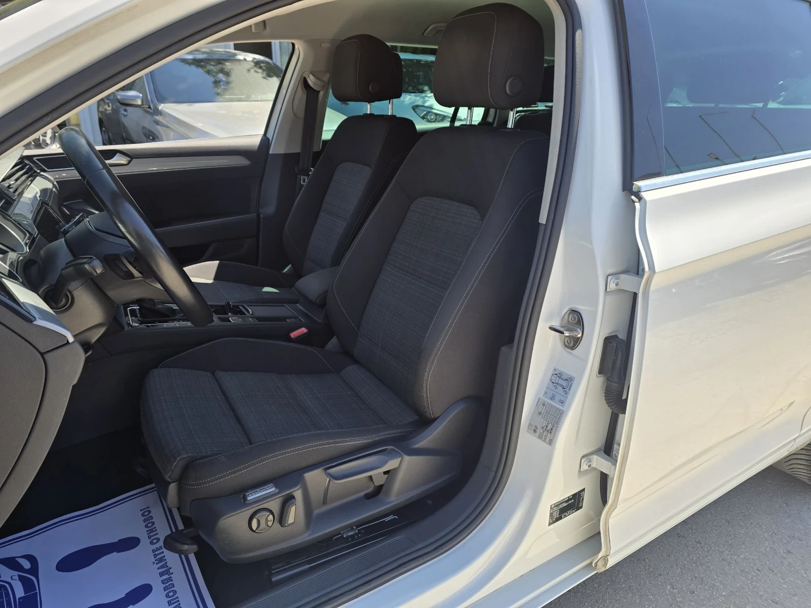 VW Passat 2.0TDI 150к.с DSG BUSINESS , снимка 9 - Автомобили и джипове - 54771441