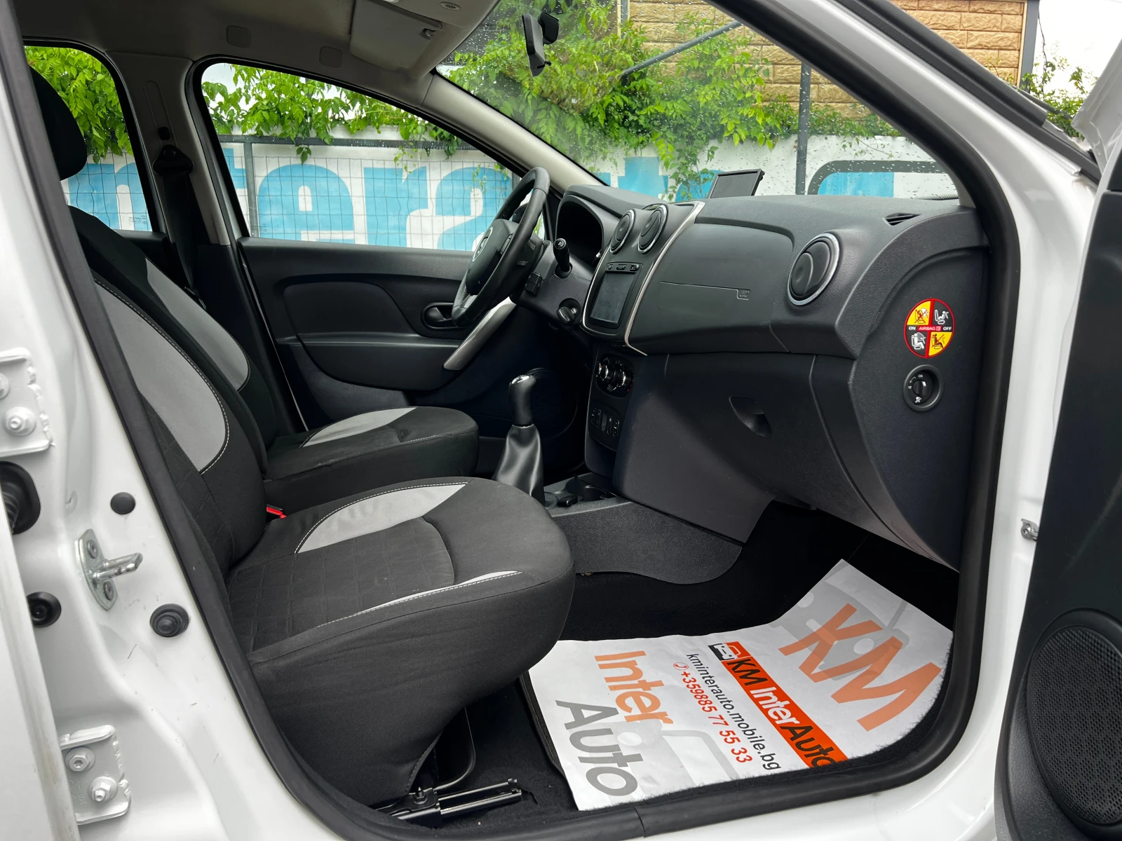 Dacia Sandero Stepway 1.5 dCi | НАВИ | РЕАЛЕН ПРОБЕГ | EURO 5B, снимка 12 - Автомобили и джипове - 55013929