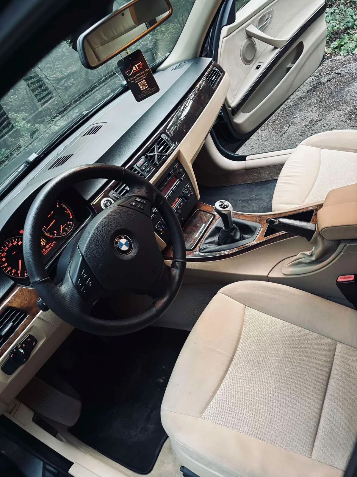 BMW 320, снимка 6 - Автомобили и джипове - 55954786