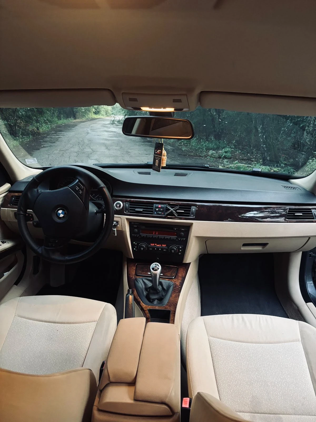 BMW 320, снимка 8 - Автомобили и джипове - 55954786